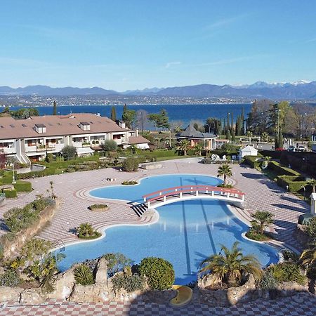Appartamento I Ciliegi 1-09 con piscina by Wonderful Italy Desenzano del Garda Esterno foto