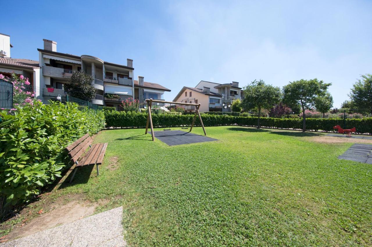 Appartamento I Ciliegi 1-09 con piscina by Wonderful Italy Desenzano del Garda Esterno foto